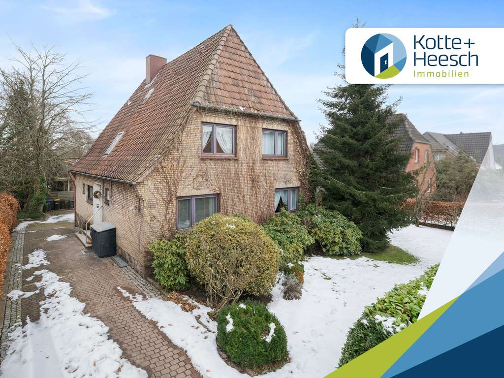 Immobilie in Bordesholm - Großes EFH mit Entwicklungspotential auf wunderschönem Grundstück - Bild 0