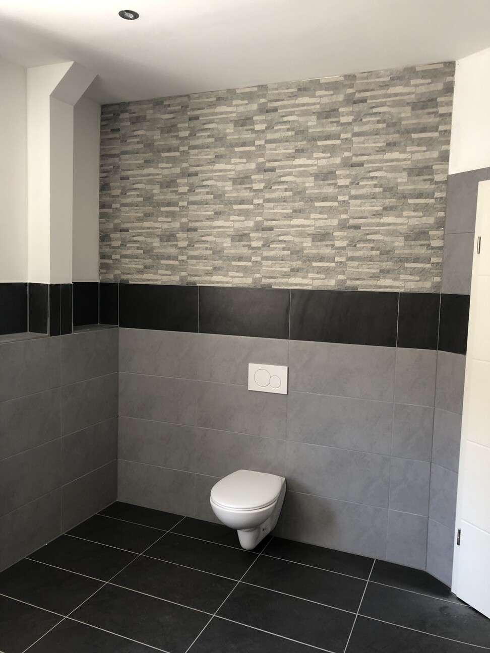 Immobilie in Langenselbold - Kernsaniertes Haus mit 2 WE – vielseitig nutzbar für Familie oder Kapitalanleger - Bild 2