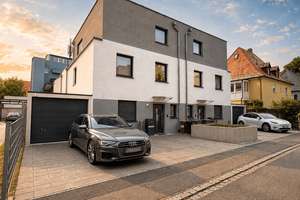 Premium Living in Bestlage – Exklusives KfW 40 Plus Anwesen – Die vollständige Adresse der Immobilie erhältst du vom Anbieter., 90552 Röthenbach an der Pegnitz – Vorschaubild 1