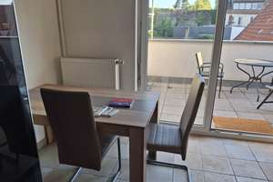 Möblierte 1-Zimmer-Dachgeschosswohnung mit großer Dachterrasse, Klimaanlage und Stellplatz – Die vollständige Adresse der Immobilie erhältst du vom Anbieter., 97084 Heidingsfeld, Würzburg – Vorschaubild 3