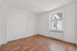 PROVISIONSFREIE renditestarke Kapitalanlage mit Aufteilungspotenzial und modernisierten Wohnungen – Krippstr 39, 40229 Eller, Düsseldorf – Vorschaubild 10