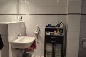Helle, großzügige 2-Zimmer-EG-Wohnung mit kleinem Garten in Weidenpesch, Energie-Effizienzbauweise – Die vollständige Adresse der Immobilie erhältst du vom Anbieter., 50737 Weidenpesch, Köln – Vorschaubild 15