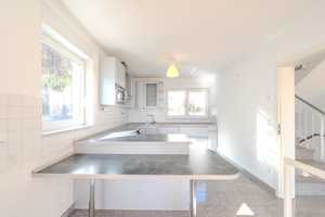 ++Ruhe, Sonne und Fernblick++
Modernes Architektenhaus in 1A Villenlage
Kelkheim-Ruppertshain – Hochtaunuskreis – Vorschaubild 7
