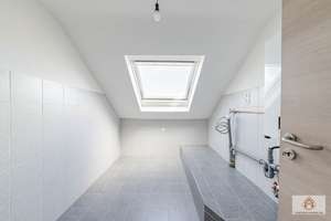 Lichtdurchflutetes Wohnerlebnis mit Weitblick – DG-Wohnung mit Dachterrasse – Die vollständige Adresse der Immobilie erhältst du vom Anbieter., 42289 Heckinghausen, Wuppertal – Vorschaubild 7