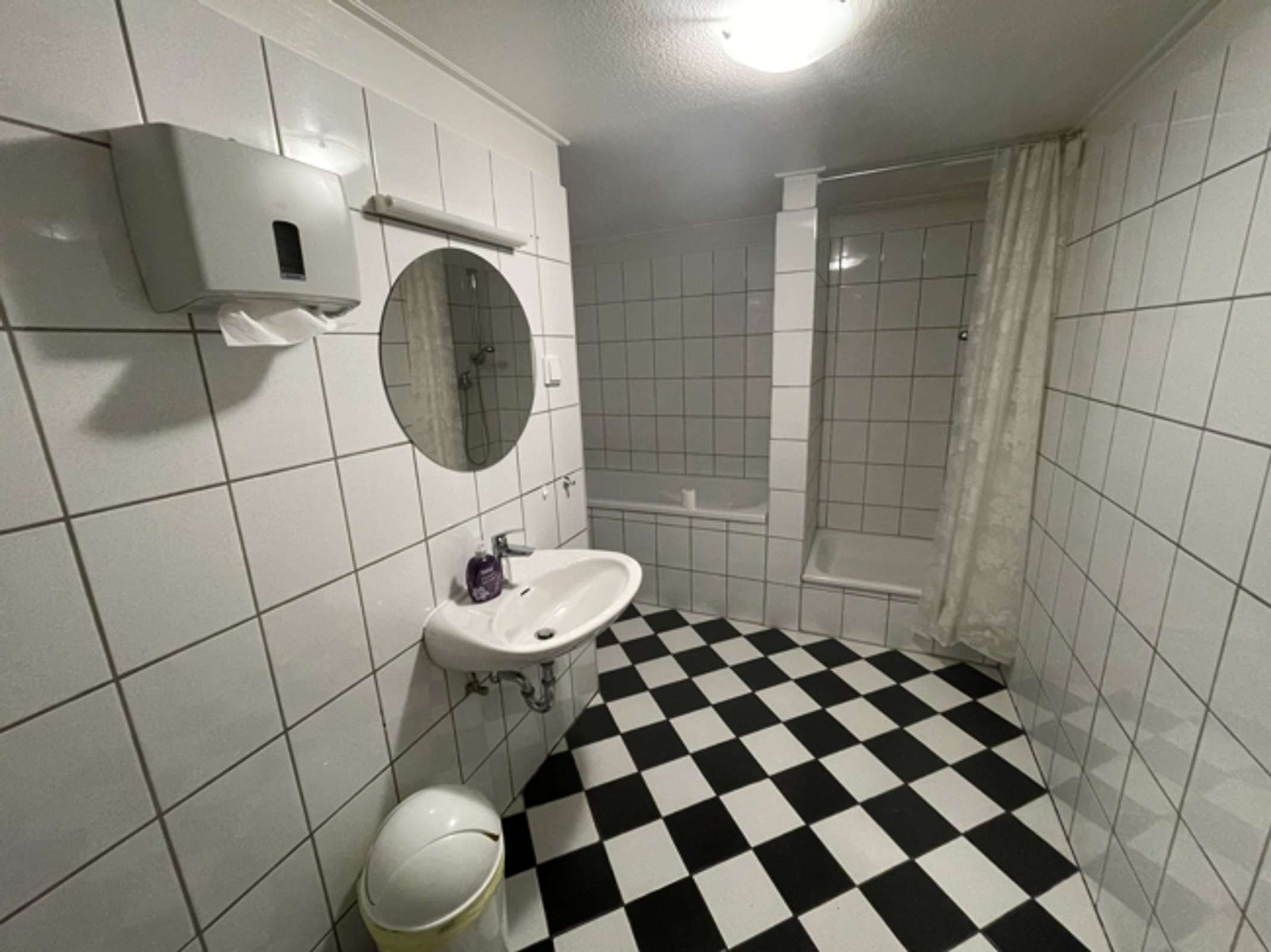 3-Zimmer-Eigentumswohnung mit zwei Balkonen und TG-Stellplatz im beliebten unteren Ostviertel