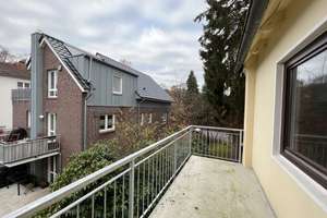 3 Zimmer Wohnung mit Balkon
