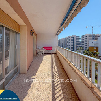 Apartamento mit Gemeinschaftspool in der Provinz Alicante, in der Stadt Torrevieja, im Viertel Los B