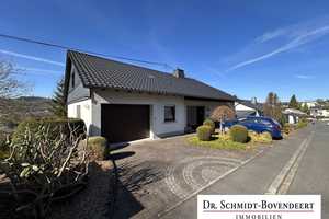 Sehr gepflegtes und  komplett vermietetes Zweifamilienhaus in sonniger Lage von Nistertal. – Westerwaldkreis – Vorschaubild 1