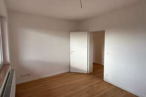 Schöne 3-Zimmer-Wohnung mit Loggia und inkl. Keller in Hamburg-Eißendorf – Strucksbarg  47, 21077 Eißendorf, Hamburg – Vorschaubild 11
