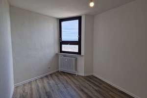 Schöne 4-Zimmer-Wohnung in Vogelstang Zentrum ! – Geraer Ring 10, 68309 Vogelstang, Mannheim – Vorschaubild 5