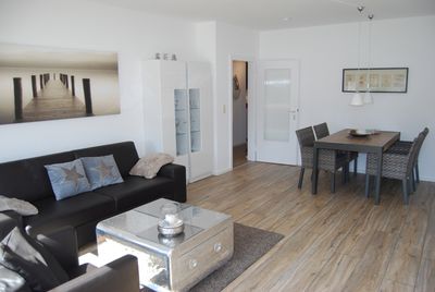 Moderne Ferienwohnung in zentraler und strandnaher Lage (provisionsfrei)