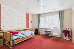 Charmantes Zweifamilienhaus mit Halle, Garage und Garten bereits in WEG! – Die vollständige Adresse der Immobilie erhältst du vom Anbieter., 42857 Kremenholl, Remscheid – Vorschaubild 15
