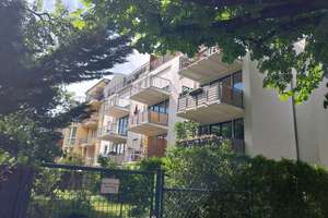 4 Zimmer Wohnung direkt am Schloßpark Niederschönhausen