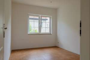 +++ 4 Zimmer Doppelhaushälfte mit Garten in ruhiger Lage von Mahlsdorf +++ – Theodorstrasse 66b, 12623 Mahlsdorf, Berlin – Vorschaubild 8