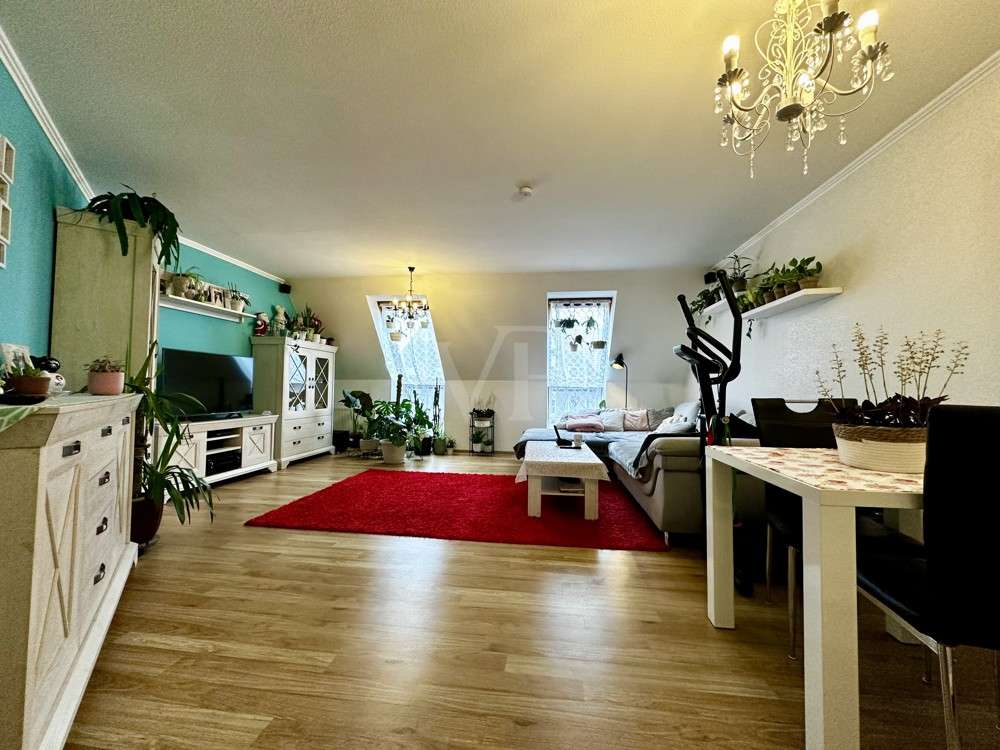 Immobilie in Meppen - Schöne und helle Dachgeschosswohnung mit Blick über Meppen/ Esterfeld - Bild 1