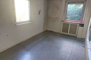 Handwerker aufgepasst! 
EFH mit Kernsanierungsbedarf auf wunderschönem Grundstück – 60439 Heddernheim, Frankfurt am Main – Vorschaubild 9
