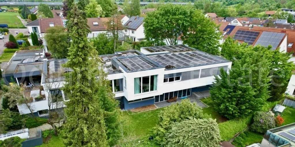 Traumhafte Villa mit Panoramablick vor den Toren Stuttgarts