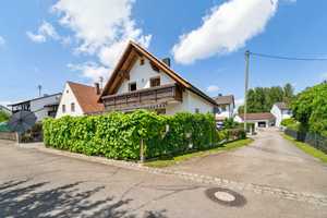 Schickes Einfamilienhaus in ruhiger Lage inklusive  PV-Anlage! – Kelheim (Kreis) – Vorschaubild 3