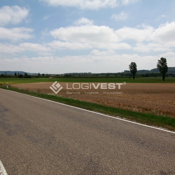 Baugrund für Gewerbe nahe der Autobahn!