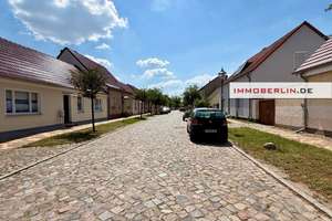 IMMOBERLIN.DE - Sanierungsgelegenheit! Haus mit Nebengebäude & Ausbaupotenzial in angenehmer Lage – Die vollständige Adresse der Immobilie erhältst du vom Anbieter., 15749 Mittenwalde – Vorschaubild 3