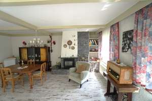 Gepflegtes 1-2-Familien-Haus mit großem Garten in Michelau – Die vollständige Adresse der Immobilie erhältst du vom Anbieter., 96247 Michelau in Oberfranken – Vorschaubild 6