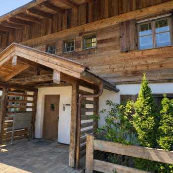 Tegernseer Lebensart – Exklusives Design-Dachgeschoss mit Zweitwohnsitz in Premiumlage