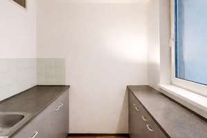 Langfristige Wertanlage in Spandau: Vermietetes 1-Zimmer-App. mit sonnigem Südbalkon & Stellplatz – Die vollständige Adresse der Immobilie erhältst du vom Anbieter., 13593 Wilhelmstadt, Berlin – Vorschaubild 3