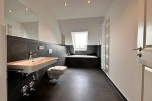 NEUBAU ** DACHTERRASSE ** BALKON ** EINBAUKÜCHE ** FUßBODENHEIZUNG ** TIEFGARAGE – Anna-Kuhnow-Straße 8, 4317 Reudnitz-Thonberg, Leipzig – Vorschaubild 15