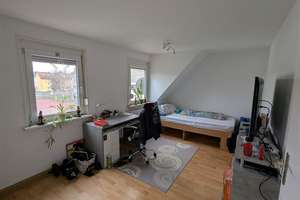 kleine 2-Zimmer-Dachgeschoss-Wohnung in Heidingsfeld**  – Werkingstraße 4, 97084 Heidingsfeld, Würzburg – Vorschaubild 7