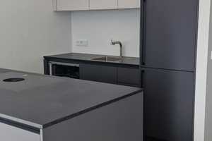 Smartes 3-Zimmer-Apartment mit Süd-Balkon, HWR, EBK - ERSTBEZUG – Berliner Straße 14, 10717 Berlin – Vorschaubild 14