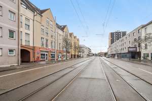 Attraktive 3-Zimmer-Wohnung in zentraler Lage von Augsburg-Oberhausen – solide vermietet – Die vollständige Adresse der Immobilie erhältst du vom Anbieter., 86154 Oberhausen-Süd, Augsburg – Vorschaubild 2
