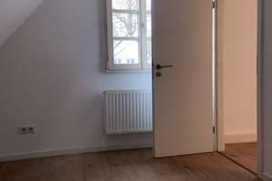 *** Helle 2-Zimmer Wohnung im DG *** – Richthofenstr 28, 42899 Lüttringhausen Mitte, Remscheid – Vorschaubild 7
