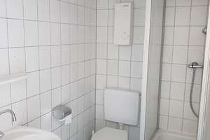 Duisburg-Fahrn: Großzügige 3-Zimmer-Wohnung im Dachgeschoss – Die vollständige Adresse der Immobilie erhältst du vom Anbieter., 47179 Fahrn, Duisburg – Vorschaubild 10