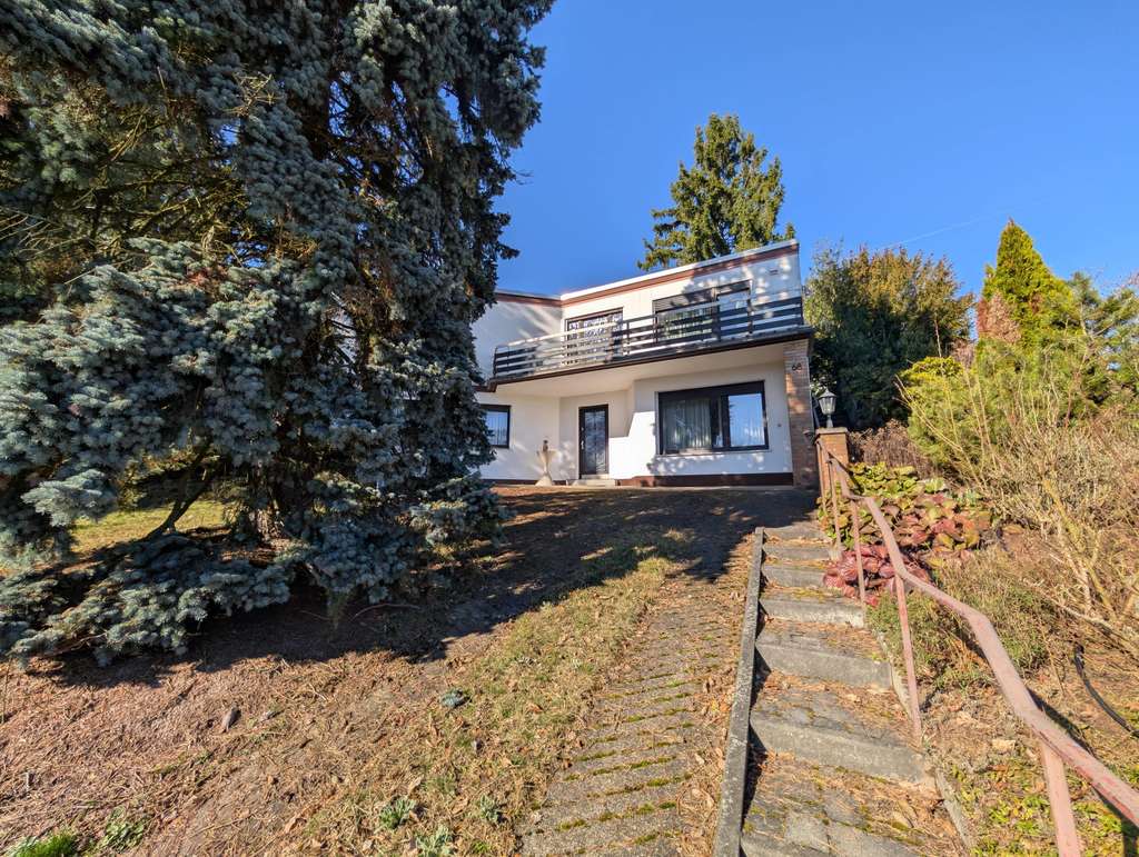 Immobilie in Kaiserslautern - Architektenhaus mit Charakter in exklusiver Sackgassenlage - Bild 3