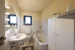 KR-Uerdingen: 3-Parteienhaus auf parkähnlichem Grundstück – Die vollständige Adresse der Immobilie erhältst du vom Anbieter., 47829 Uerdingen, Krefeld – Vorschaubild 20