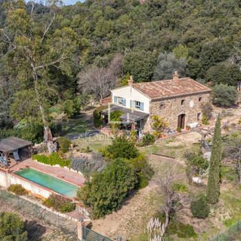 Landhaus mit 4 Schlafzimmern in La Selva, Girona zu verkaufen