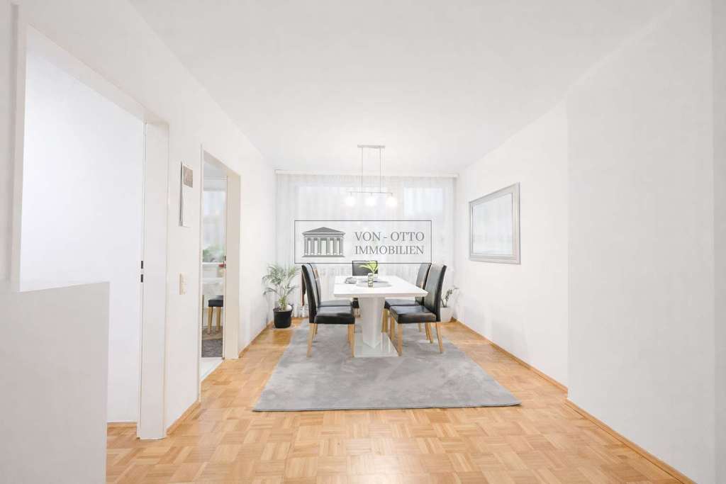 Immobilie in Ahrensburg - NUR 2,4 % Provision !!! Wohntraum in herrlicher Ruhe - Bild 3