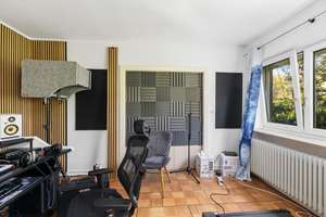 Bremen - Oberneuland | Ansprechendes Einfamilienhaus mit Einliegerwohnung in verkehrsgünstiger Lage – Die vollständige Adresse der Immobilie erhältst du vom Anbieter., 28355 Oberneuland, Bremen – Vorschaubild 8