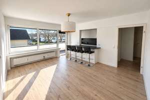Modernisierte 2-Zimmerwohnung mit Balkon in Köln Worringen
