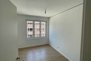Moderne 3-Zimmer Wohnung mit Balkon im 2. OG in Mainz-Weisenau – Die vollständige Adresse der Immobilie erhältst du vom Anbieter., 55130 Weisenau, Mainz – Vorschaubild 4