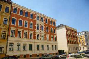 Liebevoll saniertes Mehrfamilienhaus im Leipziger Süden ! – Zwenkauer Straße 18, 4277 Leipzig – Vorschaubild 1