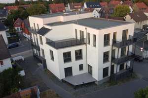 Kernsaniertes Mehrfamilienhaus mit Gewerbeeinheit nähe des Ölpersees
