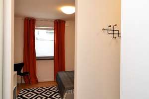 Wohnen auf Zeit leicht gemacht! Tolle EG-Wohnung mit Garten in Augsburg Innenstadt – Die vollständige Adresse der Immobilie erhältst du vom Anbieter., 86161 Bahnhofs-, Bismarckviertel, Augsburg – Vorschaubild 11
