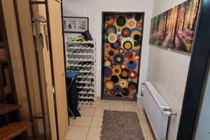 Mädels-WG-Zimmer in Reihenhaus mit Terrasse und schönem Garten zur Mitbenutzung – Heerstraße 63, 65205 Nordenstadt, Wiesbaden – Vorschaubild 15