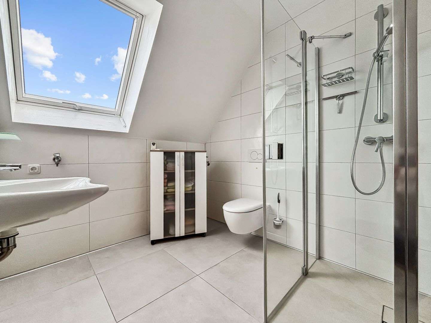 Immobilie in Cremlingen - Ein-Zweifamilienhaus mit ca. 196 m² Wohnfläche in Weddel - Cremlingen - Bild 0