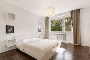 Bestlage in Nikolassee - drei Zimmer mit Blick auf die Rehwiese – Die vollständige Adresse der Immobilie erhältst du vom Anbieter., 14129 Nikolassee, Berlin – Vorschaubild 2
