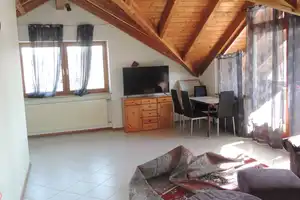 Kapitalanleger aufgepasst-Großzügiges 3-Familienhaus in Emmerting zum Kauf – Emmerting, Altötting (Kreis), 84547 Altötting (Kreis) – Vorschaubild 15