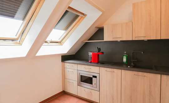 Seniorengerechte 2,5-Zimmer-Wohnung mit heller Atmosphäre in Ludwigshafen-Mundenheim