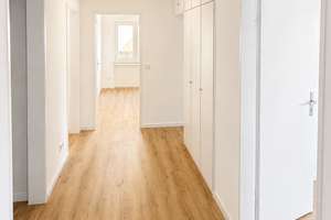 Erstbezug nach Kernsanierung 2026: Helle 4-Zimmer-Wohnung mit 2 Bädern & smarter Heizung – Reibenkamp 3, 45279 Freisenbruch, Essen – Vorschaubild 3