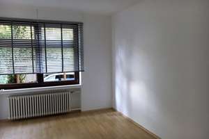 Wohnen und Arbeiten: Stilvolles Mehrfamilien- und Geschäftshaus mit großem Garten. – Die vollständige Adresse der Immobilie erhältst du vom Anbieter., 44143 Wambel, Dortmund – Vorschaubild 23